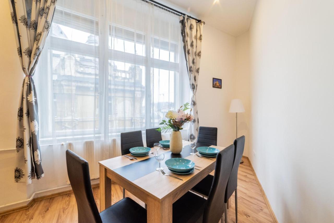 Apartment Real Apartments Anker